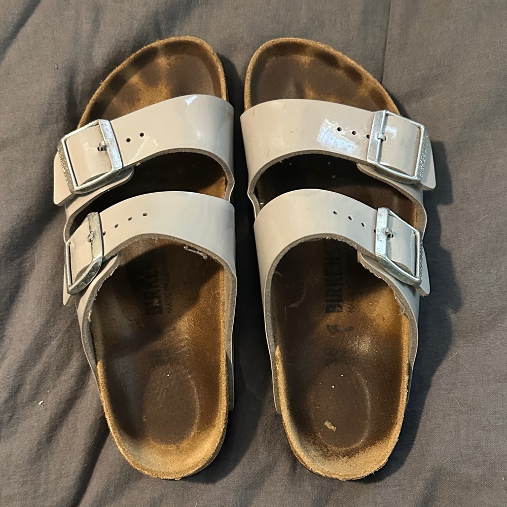 Birkenstock Women’s Grey Patent Leather Sandals